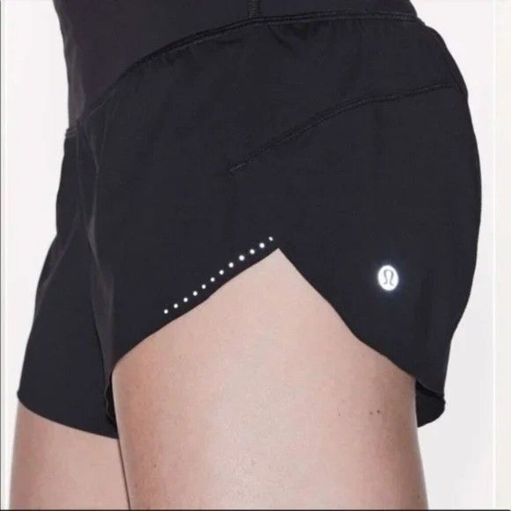 LULULEMON Women's EEUC Chase Me black 2.5" inseam athletic shorts - size 10